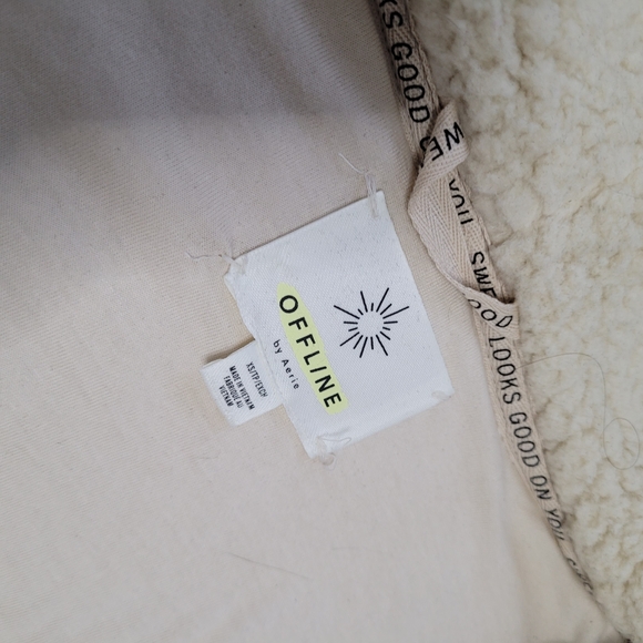 Oversized Sherpa Hoodie Jacket, OFFLINE Aerie Size Extra Small - Picture 9 of 10